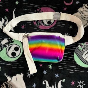 Rainbow se through Fanny pack